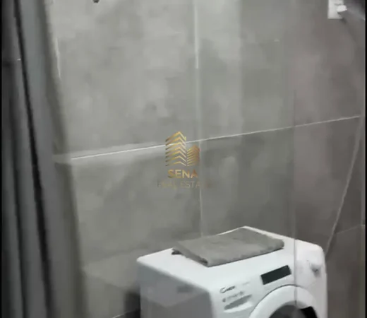 Tirane, jepet me qera apartament 2+1+Ballkon Kati 5, 105 m² 650 € (Porcelan)