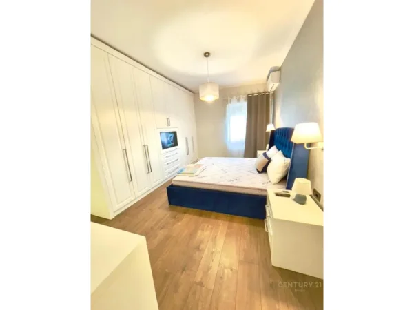 Tirane, jap me qera apartament 2+1 Kati 6, 115 m² 800 € (kopshti botanik)