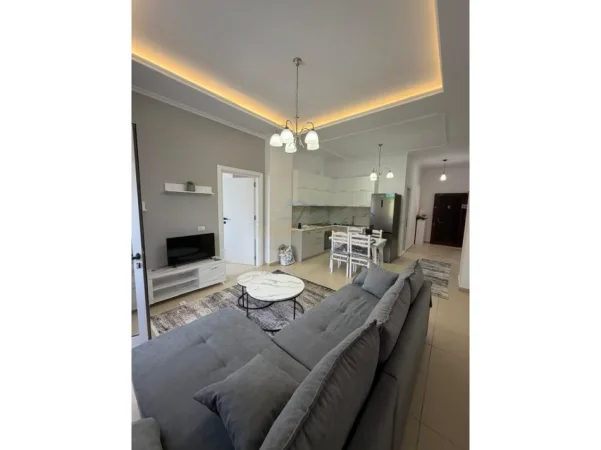Tirane, shes apartament 1+1 Kati 1, 60 m² (KOPSHTI BOTANIK)
