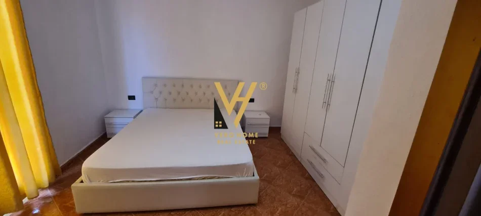 Tirane, jepet me qera apartament 1+1+Ballkon Kati 2, 60 m² 520 € (VILA GOLD)