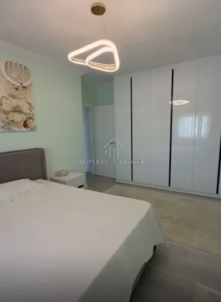 Tirane, jepet me qera apartament 2+1 Kati 7, 90 m² 800 € (21 Dhjetori)