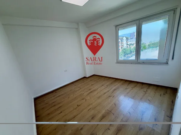 Tirane, shitet apartament 2+1+Aneks+Ballkon , 97 m² 290.000 € (Komuna e Parisit te Kika 2)
