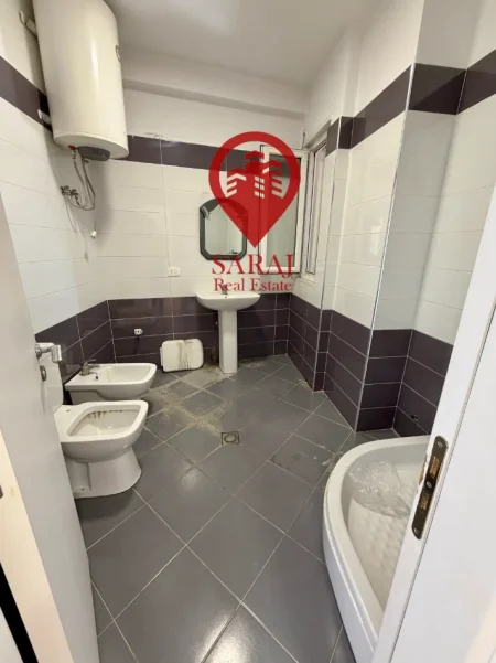Tirane, shitet apartament 2+1+Aneks+Ballkon , 97 m² 290.000 € (Komuna e Parisit te Kika 2)