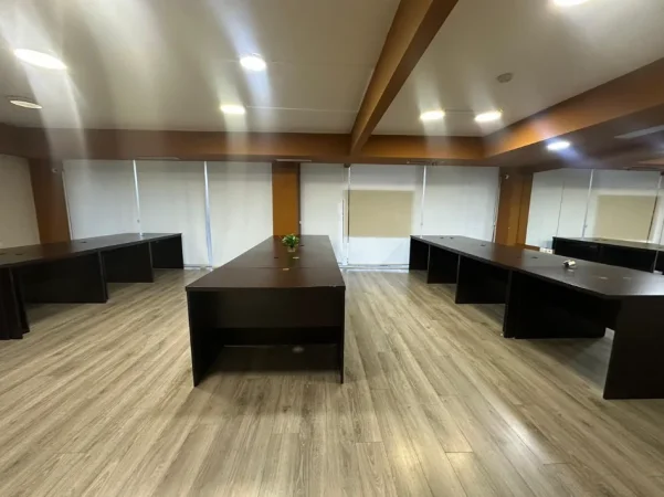 Tirane, jepet me qera ambjent biznesi Kati 1, 200 m² 3.498 € (Rruga Sami Frasheri)