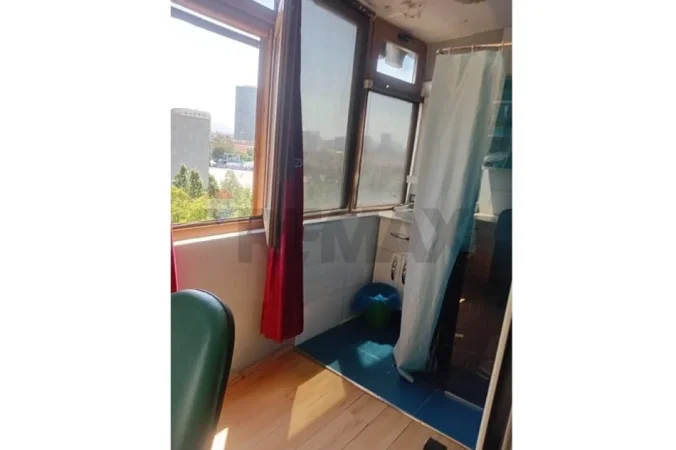 Tirane, jepet me qera 3+1+Aneks+Ballkon Kati 6, 100 m² 1.000 € 