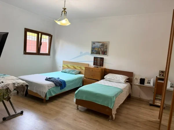 Tirane, shitet apartament 1+1 Kati 1, 104 m² 220.000 € (Liqeni)