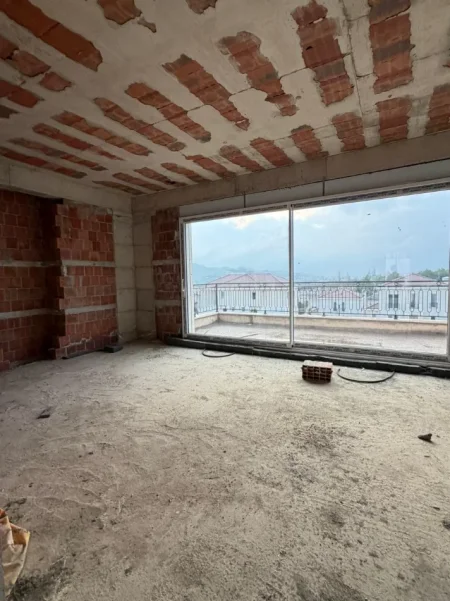 Tirane, shitet apartament Vile 3 Katshe , 1.295 m² 1.650.000 € (TEG)