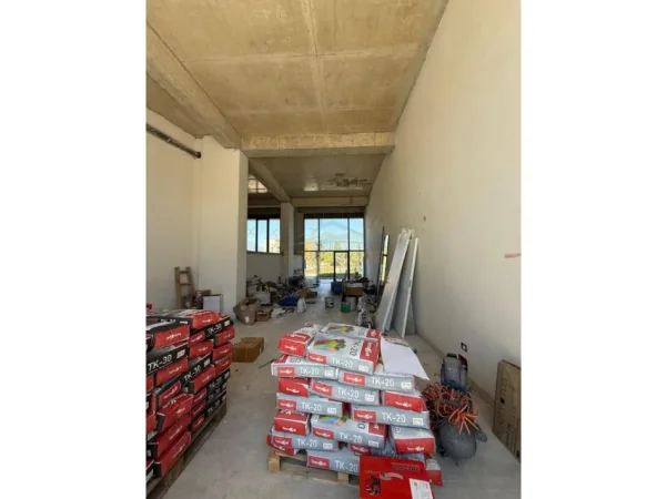 Tirane, shitet ambjent biznesi Kati 0, 142 m² 482.000 € (Jordan Misja)