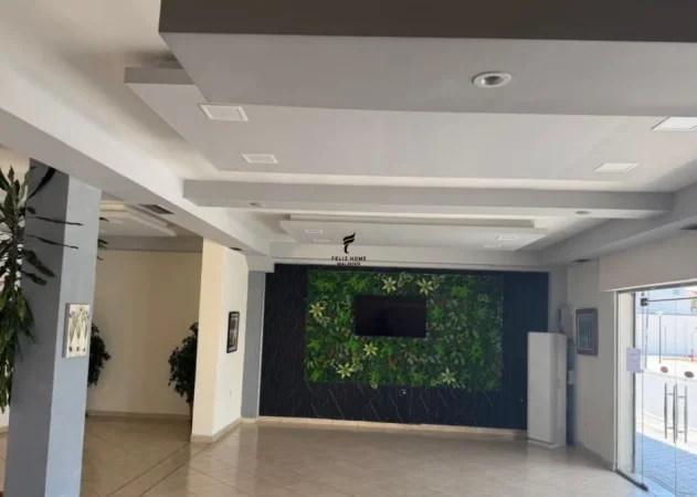 Tirane, jepet me qera zyre Kati 0, 100 m² 1.000 € (DON BOSKO)