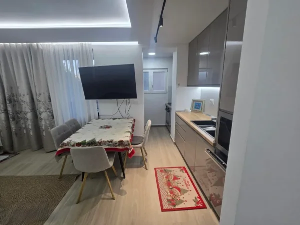 Tirane, shitet apartament 2+1 Kati 3, 78 m² 200.000 € (Rruga Arkitekt Kasemi)