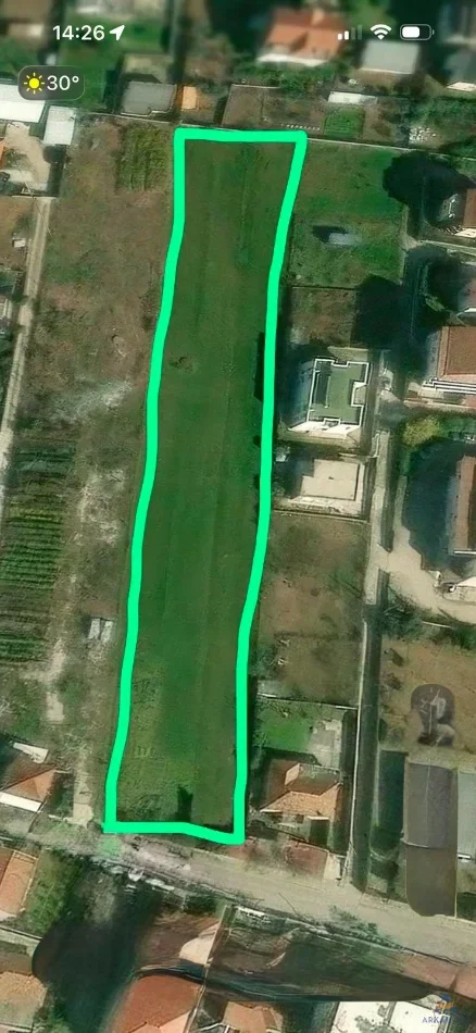 Tirane, shitet toke , 5.000 m² 