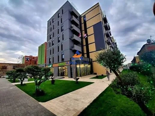 Tirane, jepet me qera garazh | post parkimi Kati -2, 13 m² 105 € 