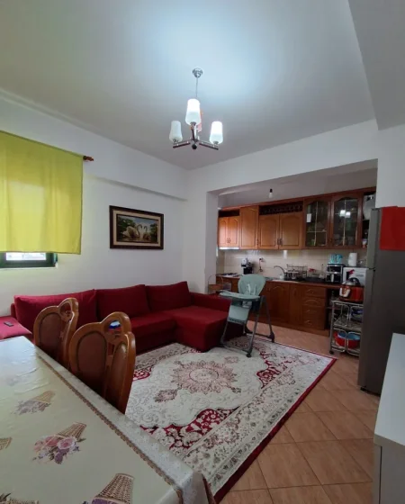 Tirane, shitet apartament 2+1 Kati 5, 85 m² 160.000 € (Rruga Irfan Tomini)