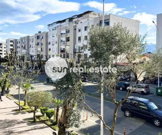 Shkoder, shes ambjent biznesi Kati 1, 120 m² (RUS)