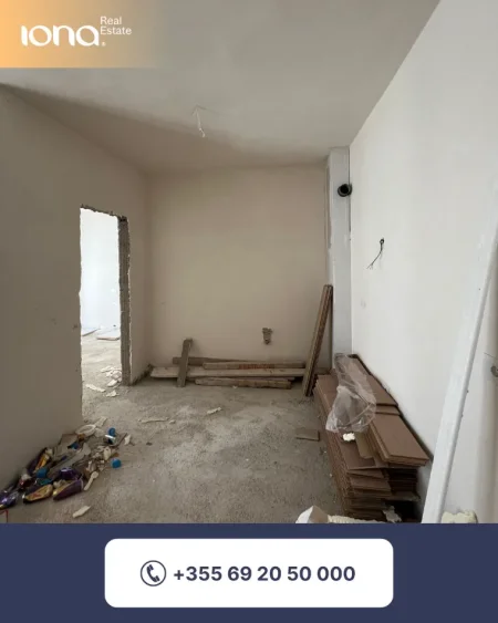 Mali Robit, shitet apartament 2+1+2 Kati 3, 107 m²