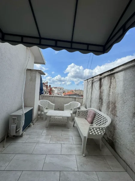 Tirane, jepet me qera apartament 1+1 Kati 6, 90 m² 450 € (Kodra e Diellit ,prane Supermarket Aldi)