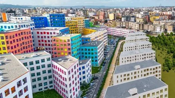 Tirane, shitet apartament 1+1+Aneks+Ballkon Kati 2, 43 m² 73.100 € (rruga ali demi)