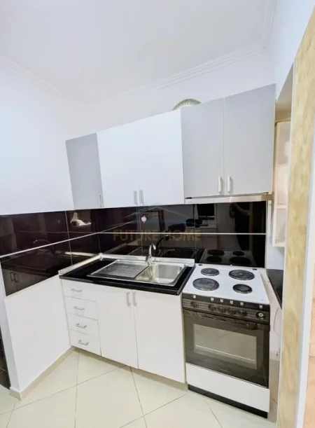 Tirane, jepet me qera apartament 1+1 , 40 m² 500 € 