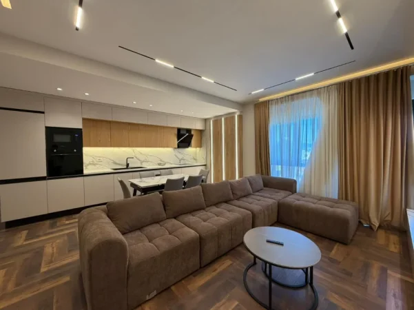 Tirane, jepet me qera apartament 2+1 Kati 13, 130 m² 1.800 € (21 Dhjetori)