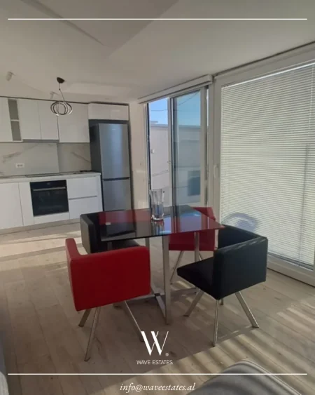 Durres, jepet me qera apartament 2+1 , 100 m² 1.000 € (Plazh, Lagja 13)