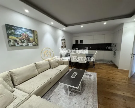 Tirane, jepet me qera apartament 3+1 Kati 1, 370 m² 1.500 € (Laknas)