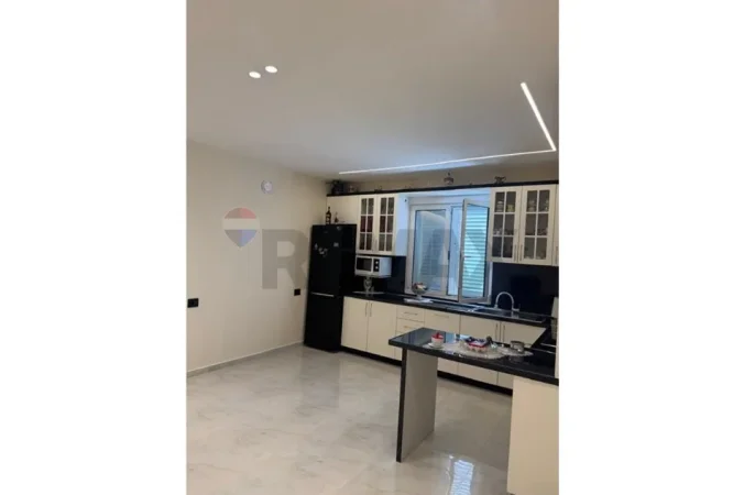 Tirane, jepet me qera Vile Vile 2 Katshe , 1.086 m² 2.000 € 