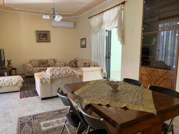 Tirane, jepet me qera apartament 2+1 Kati 2, 150 m² 450 € (kodra e priftit)