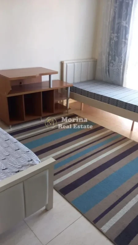 Tirane, jepet me qera apartament 2+1 Kati 2, 100 m² 400 € (Rruga Bajram Allaraj)