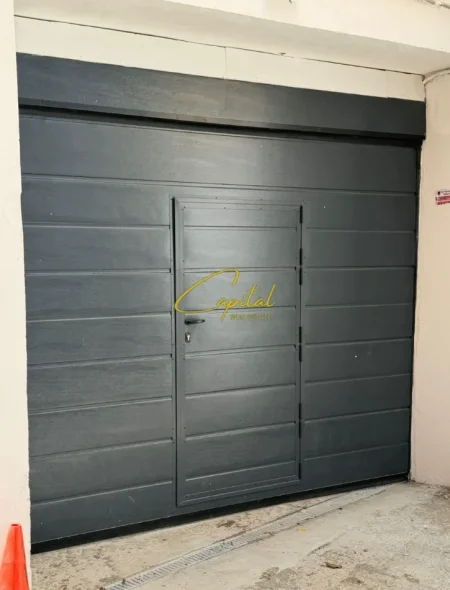 Tirane, jepet me qera magazine Kati 0, 500 m² 2.000 € (SHKOZE)