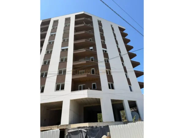 Tirane, shitet apartament 2+1 Kati 5, 105 m² 126.000 € (Paskuqan)