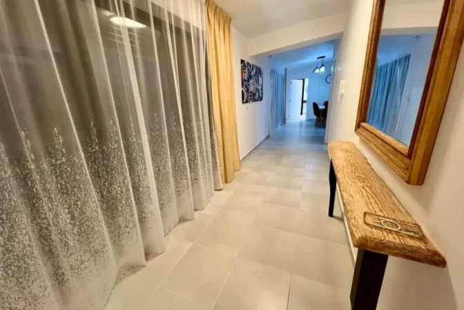 Tirane, jepet me qera apartament 1+1 Kati 6, 90 m² 700 € (Kodra e Diellit)