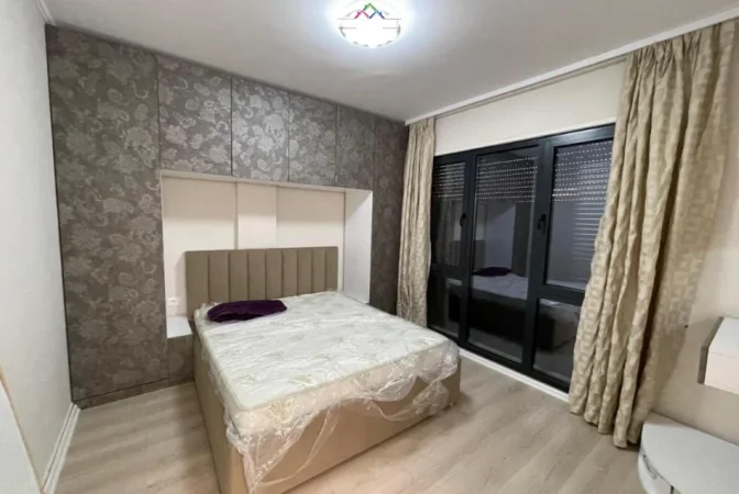 Tirane, jepet me qera apartament 1+1 Kati 4, 65 m² 650 € (Ish Tregu Elektrik)