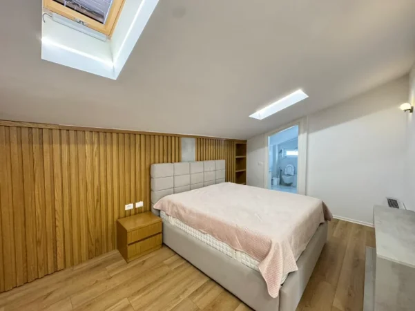 Tirane, jepet me qera apartament Kati 3, 110 m² 1.100 € (Secret Garden prane TEG)