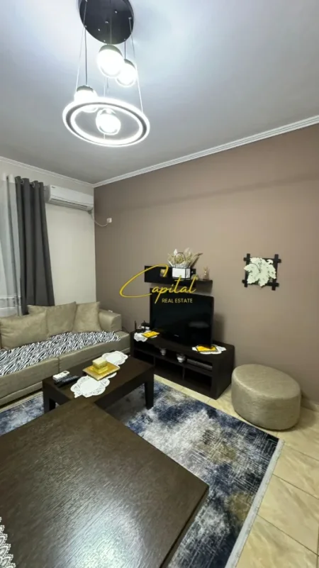 Tirane, jepet me qera apartament 2+1 Kati 5, 85 m² 500 € (ASTIR)