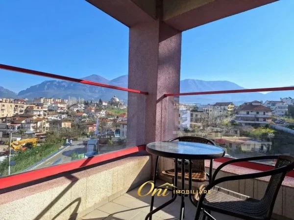 Tirane, jepet me qera apartament 2+1 Kati 5, 90 m² 600 € (KOMPLEKSI MANGALEM)