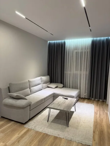 Tirane, jepet me qera apartament 1+1 Kati 6, 75 m² 450 € (Astir)