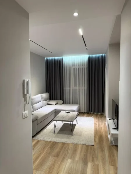 Tirane, jepet me qera apartament 1+1 Kati 6, 75 m² 450 € (Astir)