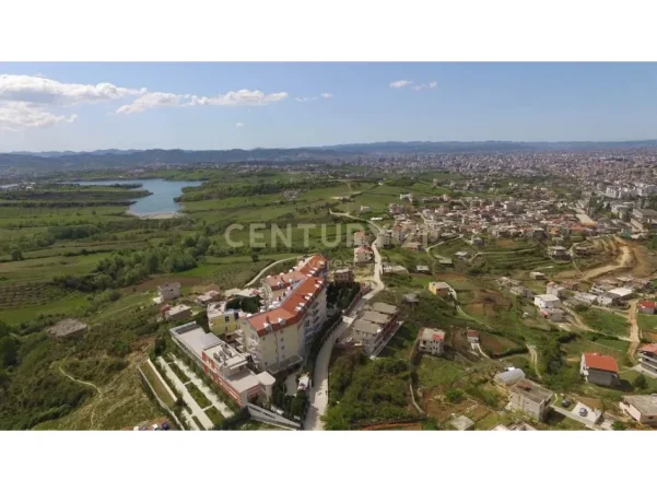 Tirane, jepet me qera hotel Kati 5, 8.079 m² 45.000 € (Farke)