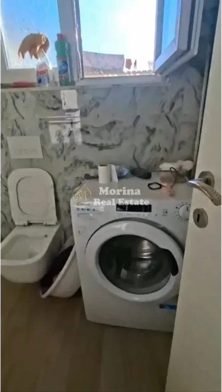 Tirane, jepet me qera apartament 2+1 Kati 1, 100 m² 500 € (Spitali Amerikan 2)
