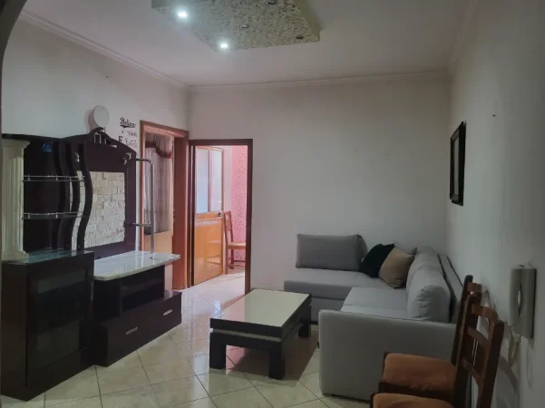 Tirane, jepet me qera apartament 2+1 Kati 5, 90 m² 450 € (ASTIR)