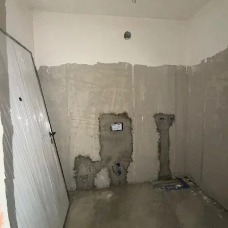 Tirane, shitet 2+1+Ballkon , 106 m² 122.176 € (Paskuqan)
