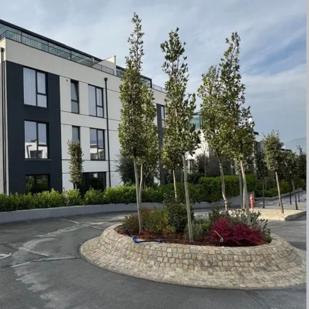 shitet apartament 3+1+Ballkon , 141 m² 550.000 € (Liqeni i Thate)