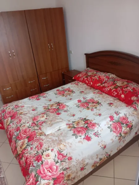 Tirane, jepet me qera apartament 1+1 Kati 6, 70 m² 400 € (Astir)