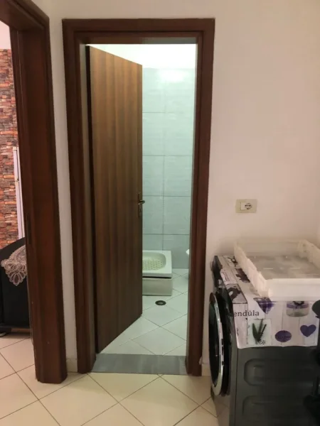 Tirane, jepet me qera apartament 1+1 Kati 6, 70 m² 400 € (Astir)