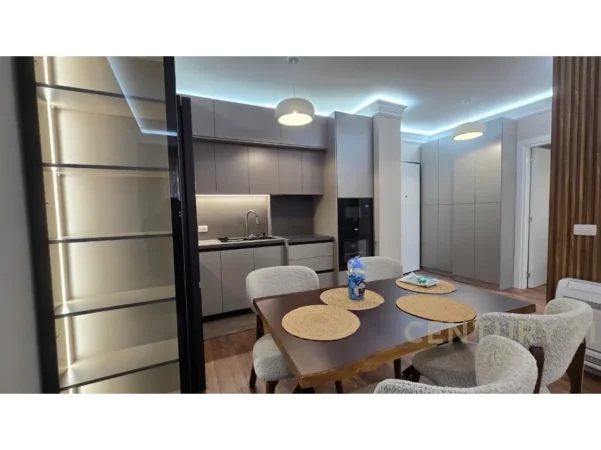 Tirane, jepet me qera apartament 1+1 , 60 m² 700 € (DON BOSKO)