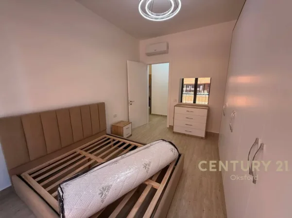 Tirane, jepet me qera apartament 1+1 Kati 5, 78 m² 800 € (delijorgji)