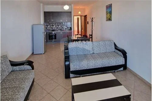 Vlore - Lungomare, shitet apartament 1+1+Ballkon Kati 0, 83 m² (Rruga Azem Sulo, Uji i Ftohte, Vlore)