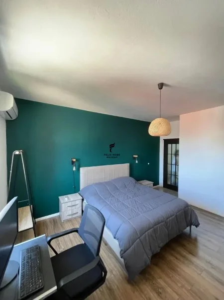 Tirane, jepet me qera apartament 1+1 Kati 4, 60 m² 650 € (RRUGA E DIBRES)