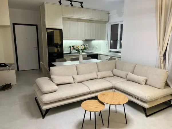 Tirane, jepet me qera apartament 2+1+Aneks+Ballkon Kati 6, 99 m² 900 € (Tiran Shkolla Kuqe)