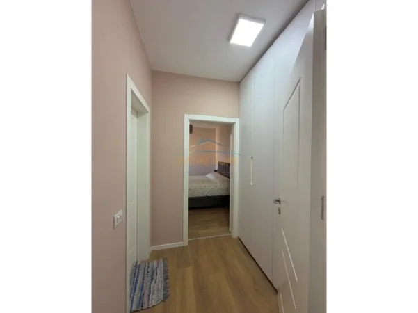 Tirane, shitet apartament 1+1 Kati 6, 69 m² 127.000 € (Unaza e re)